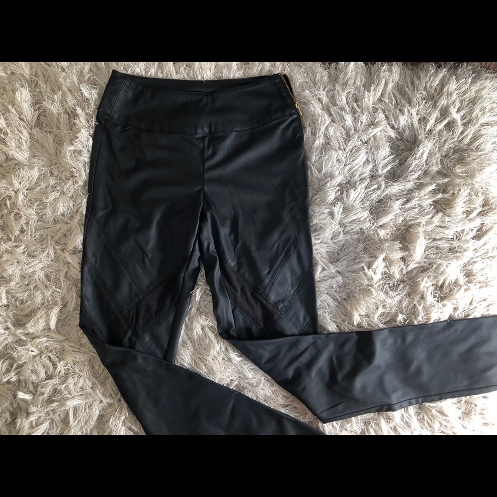 black, leather (faux) pants!
